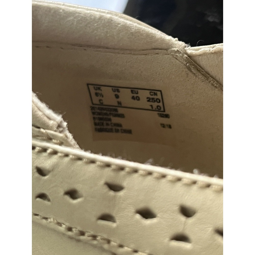 Clarks White Leather Women's Casual Mary Jane Flats - Picture 7 of 11